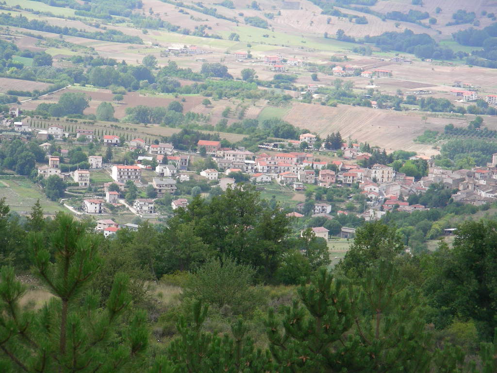 Valle Subequana ... e Castel Di Ieri  in Abruzzo